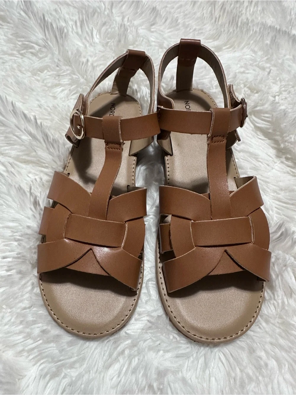 Used Nordstrom Brown Girls' T-Strap Woven Sandals size 3.
